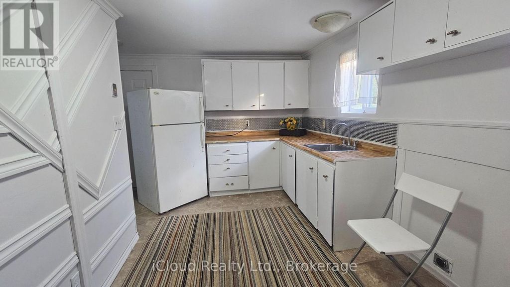 241 John Street, Orillia