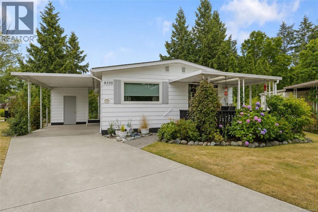 9395 Lauries Lane, Sidney