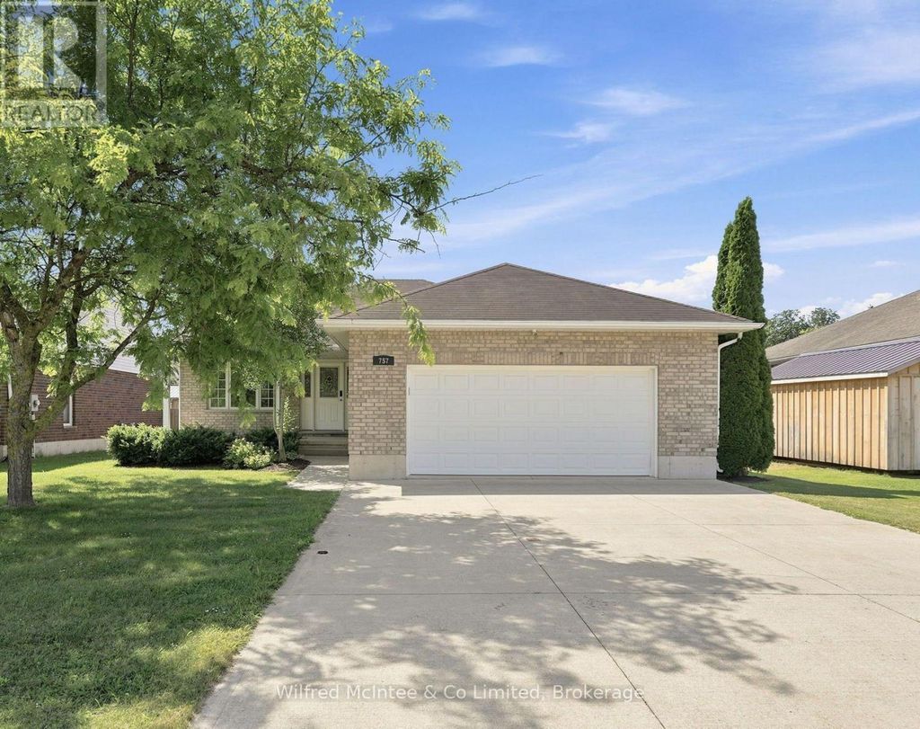 757 17th Street, Hanover