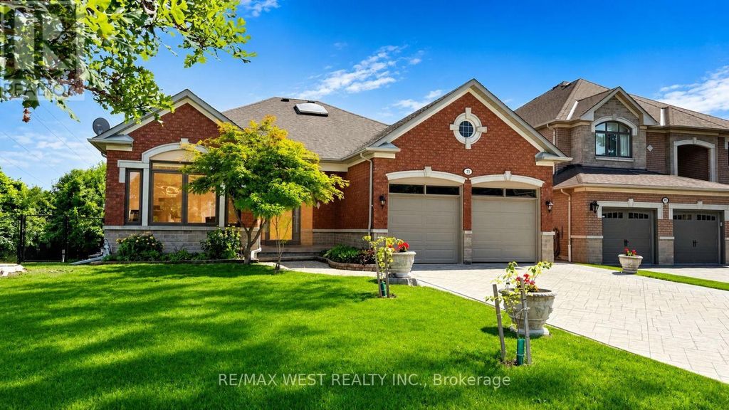 71 Gidleigh Park Crescent, Vaughan (east Woodbridge)
