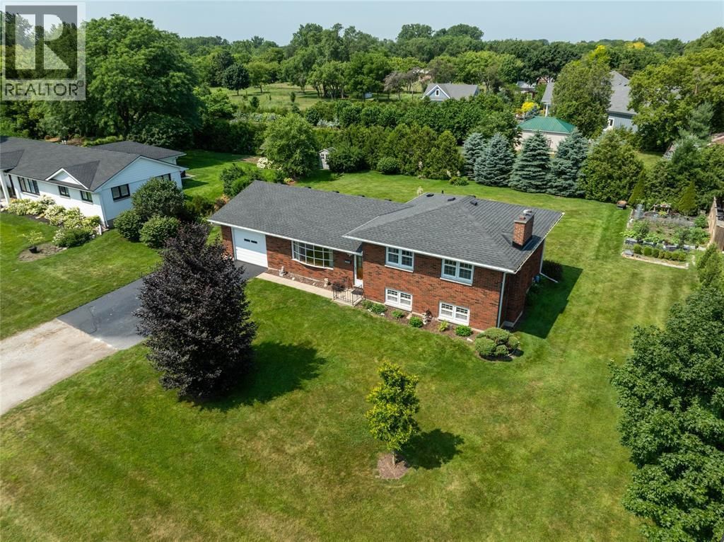 1697 Thurston Road, Sarnia