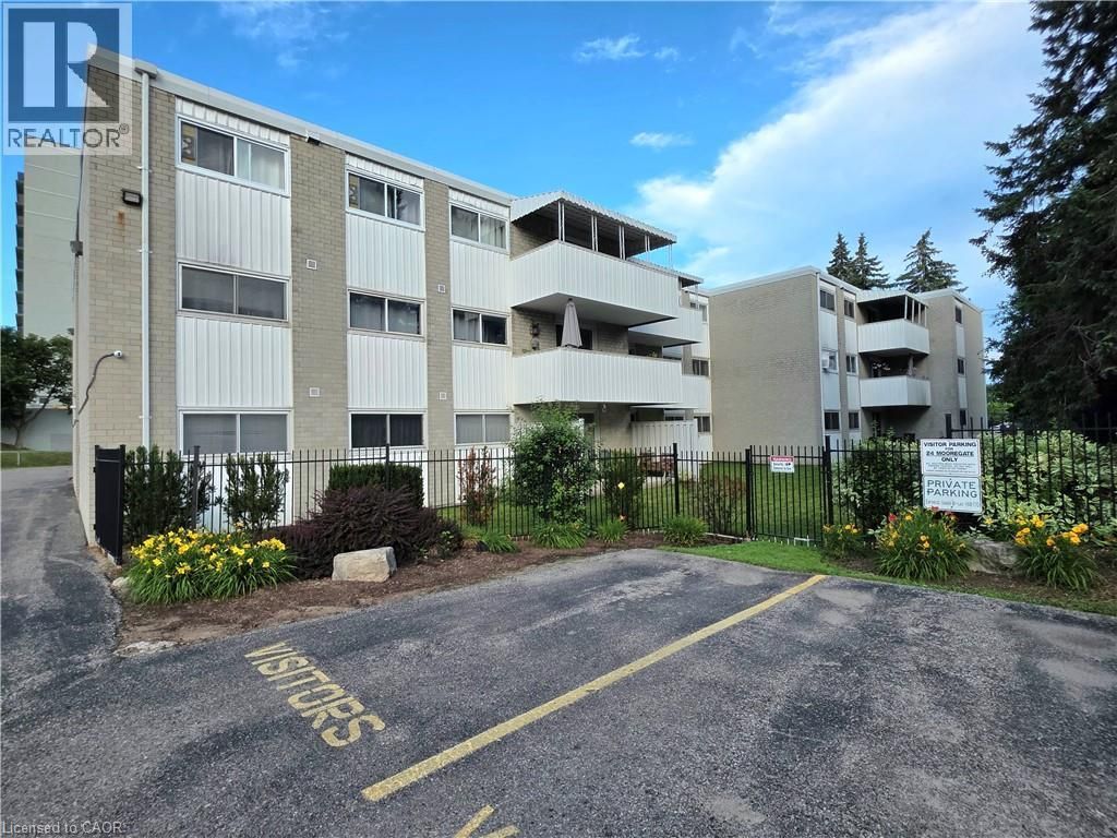 24 Mooregate Crescent Unit# 103, Kitchener