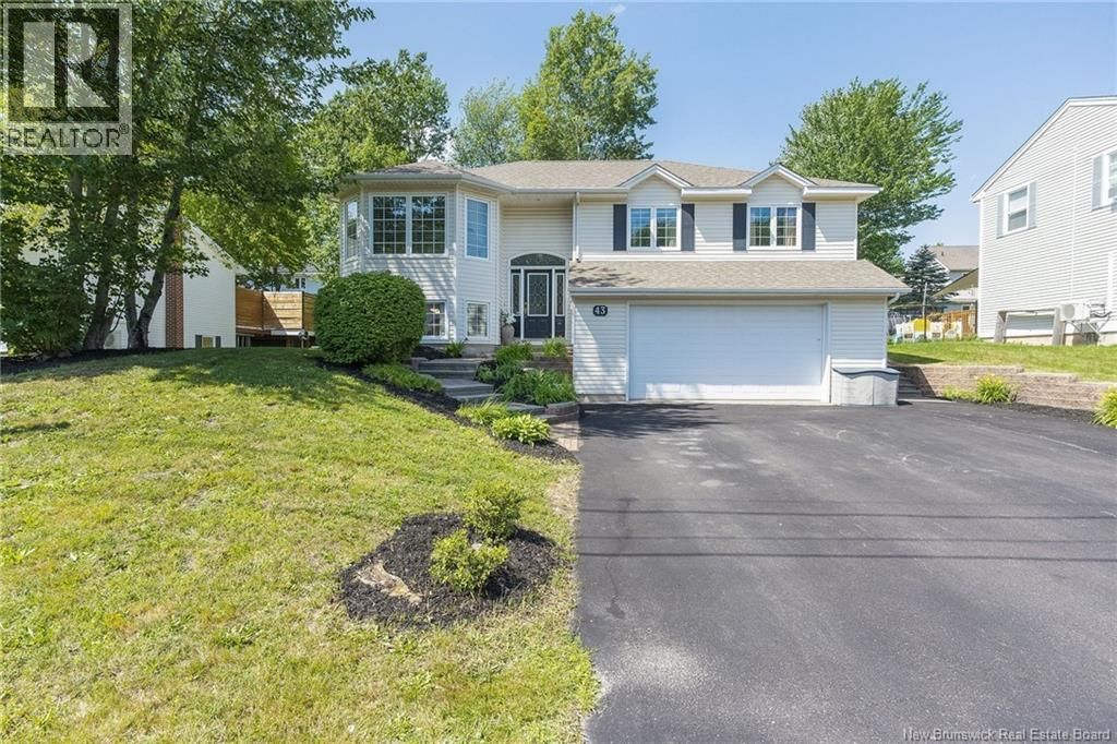 43 Morewood, Moncton