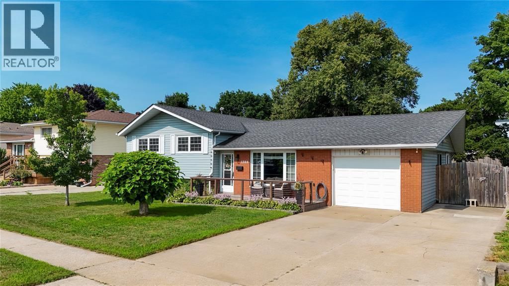 1309 Indian Road, Sarnia