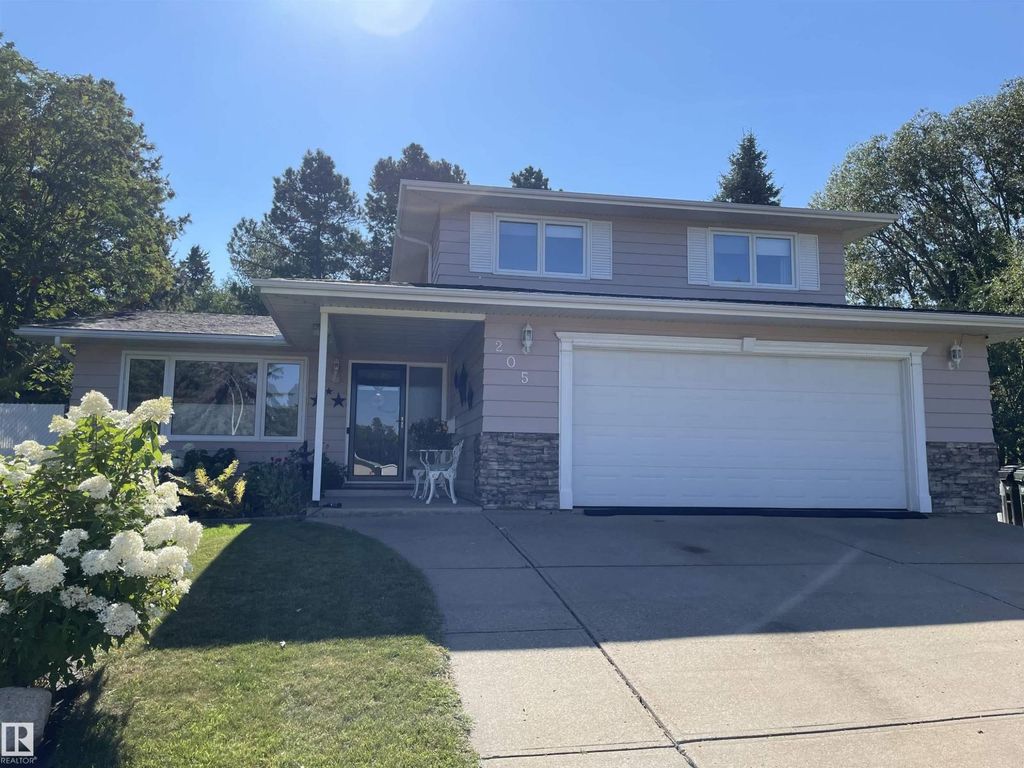 205 Manor Co, Sherwood Park