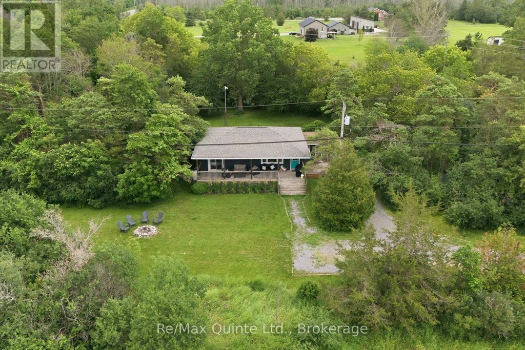 6 Grays Lane, Prince Edward County (athol Ward)