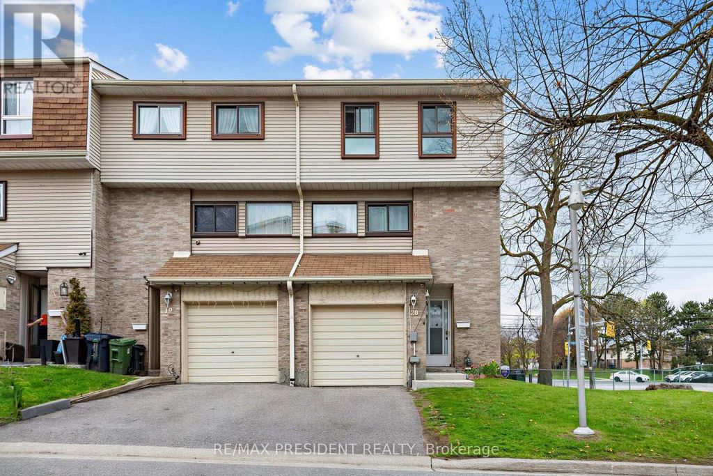 20 - 120 Murison Boulevard, Toronto (malvern)