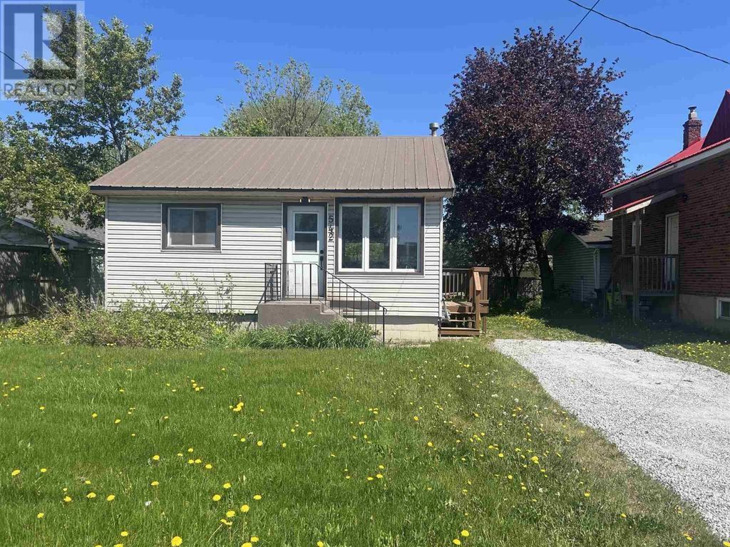 542 Wallace Ter, Sault Ste. Marie