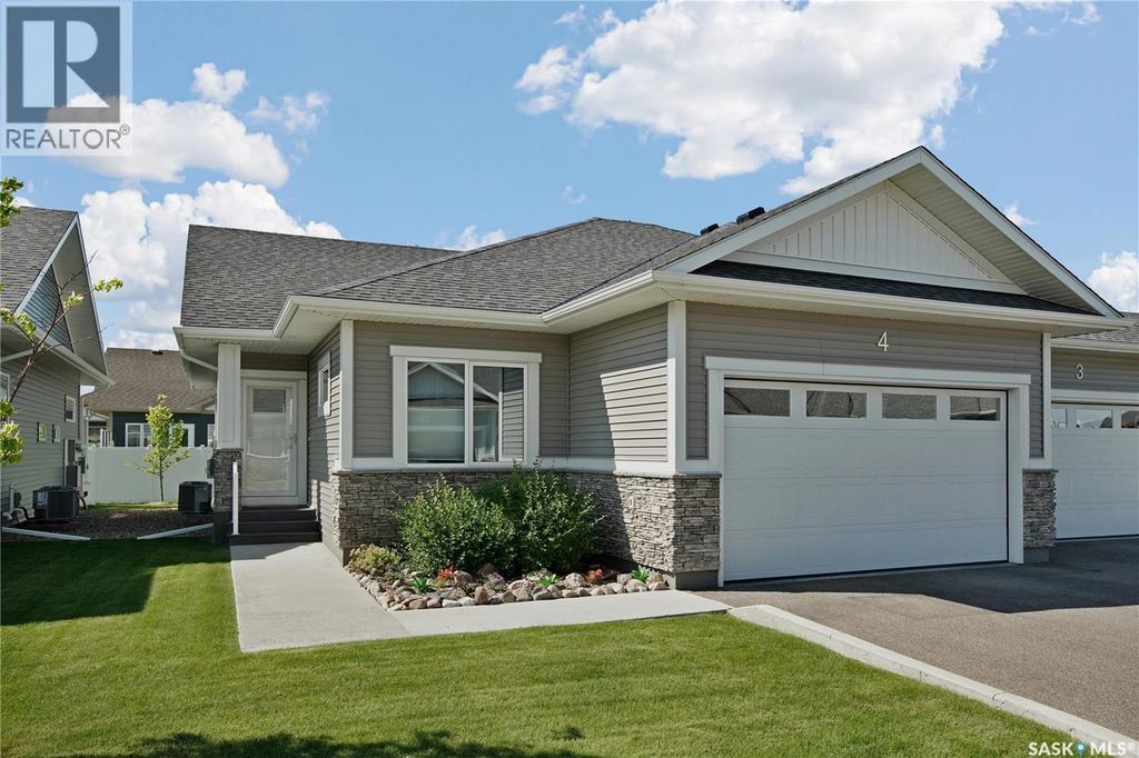 4 437 Palmer Crescent, Warman