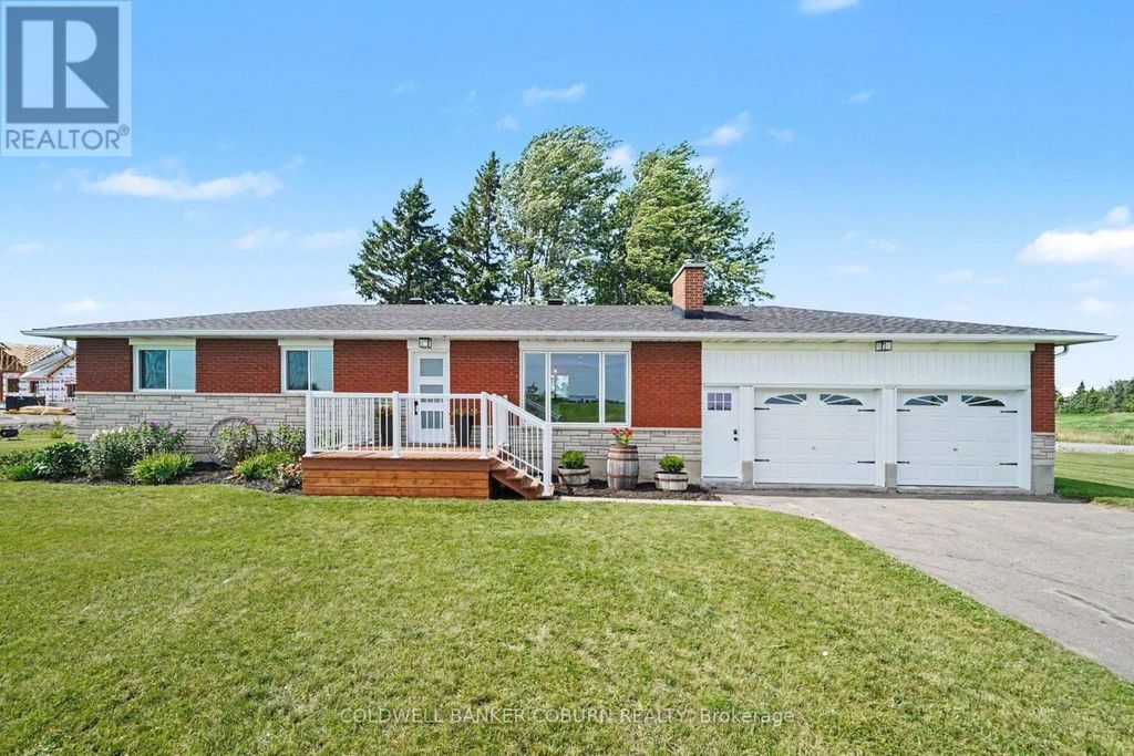 11895 Cloverdale Road, North Dundas