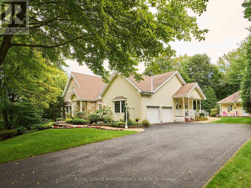 951 Golf Club Road, Hawkesbury