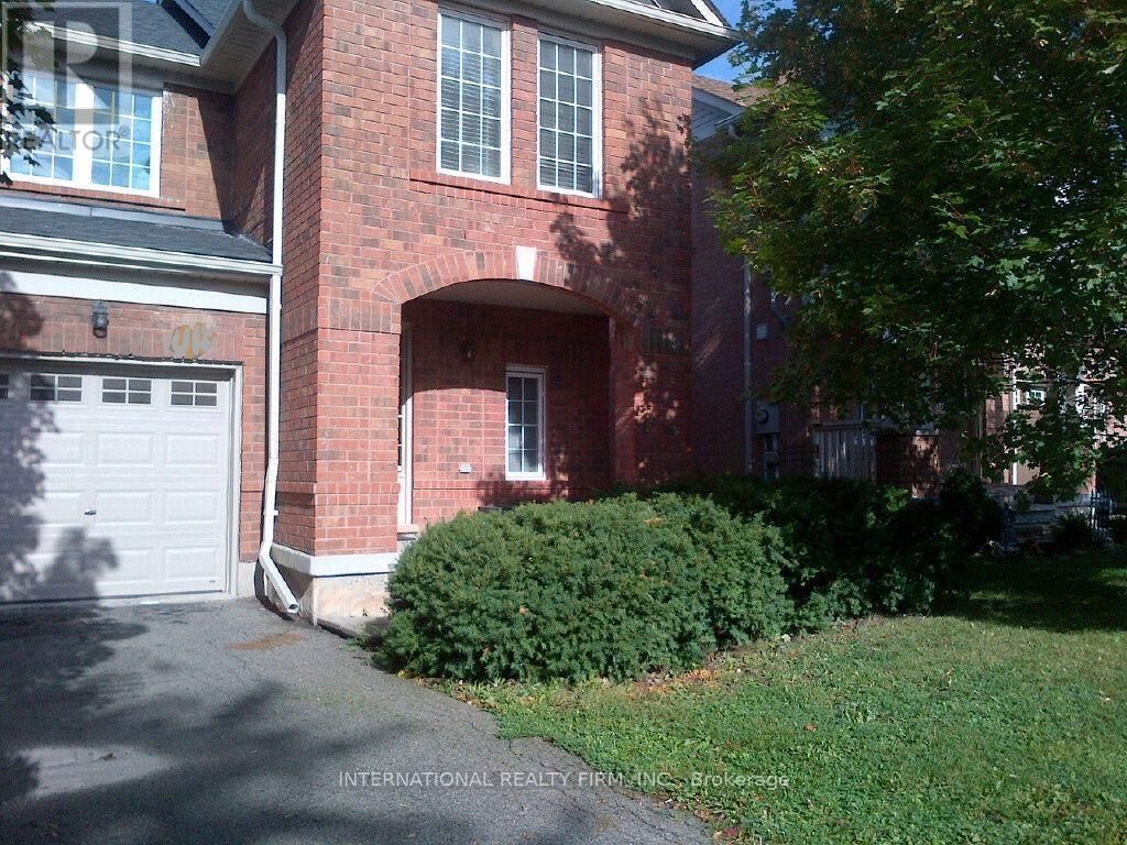 2453 Baintree Crescent, Oakville (wm Westmount)