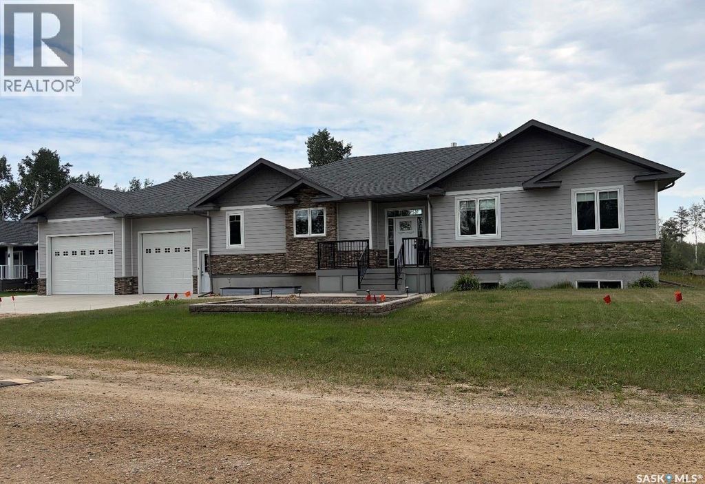 214 Hillside Drive, Tobin Lake