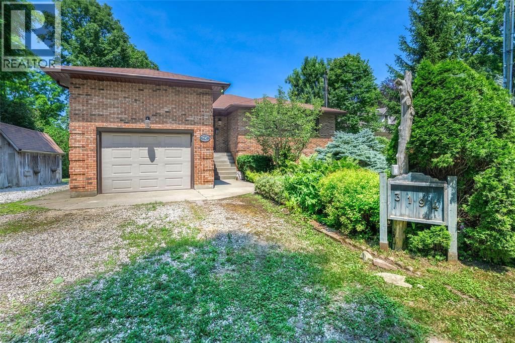 3194 Dana Street, Plympton-Wyoming