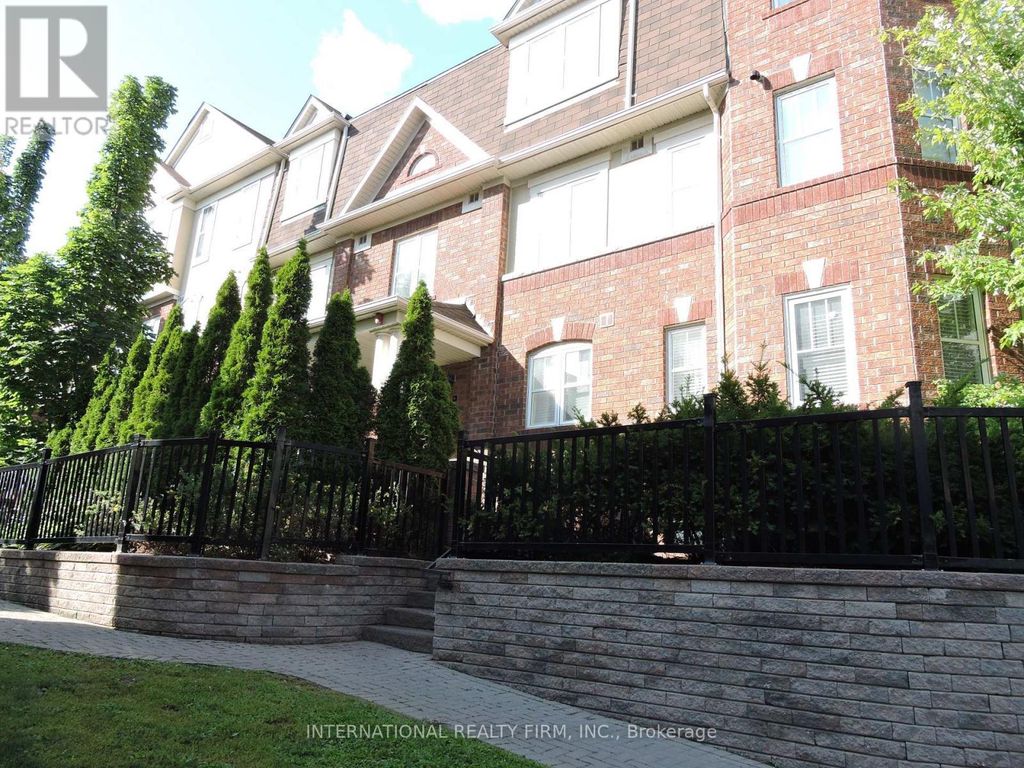 5 - 710 Neighbourhood Circle, Mississauga (cooksville)