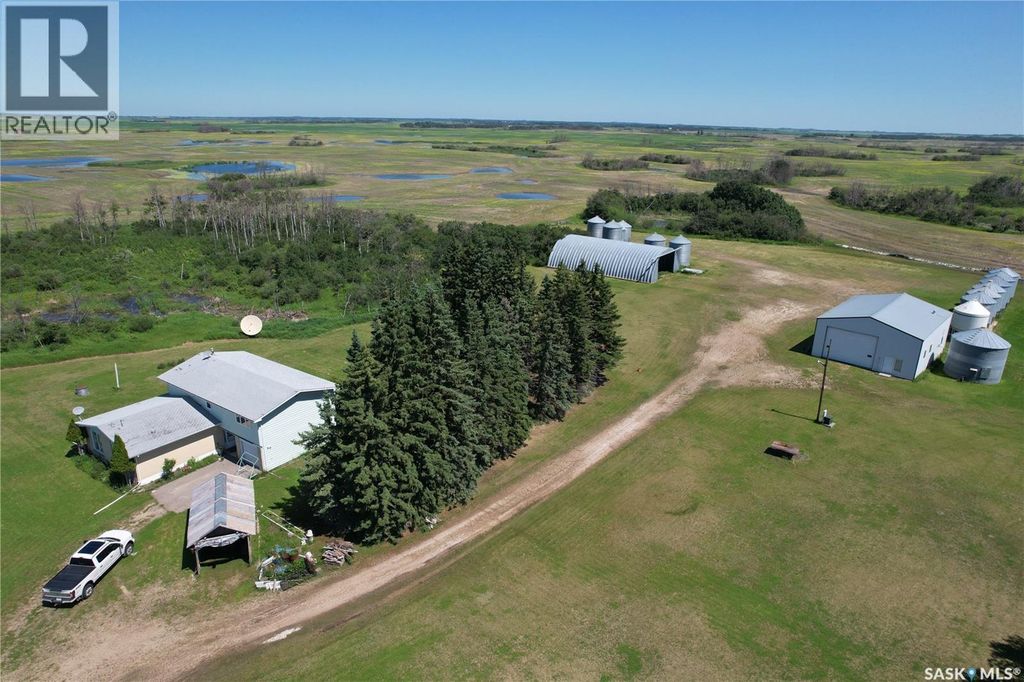 Raymore Acreage Hwy #6, Mount Hope Rm No. 279