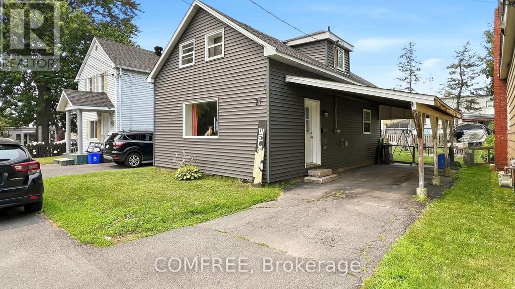 21 Monroe Avenue, Cornwall