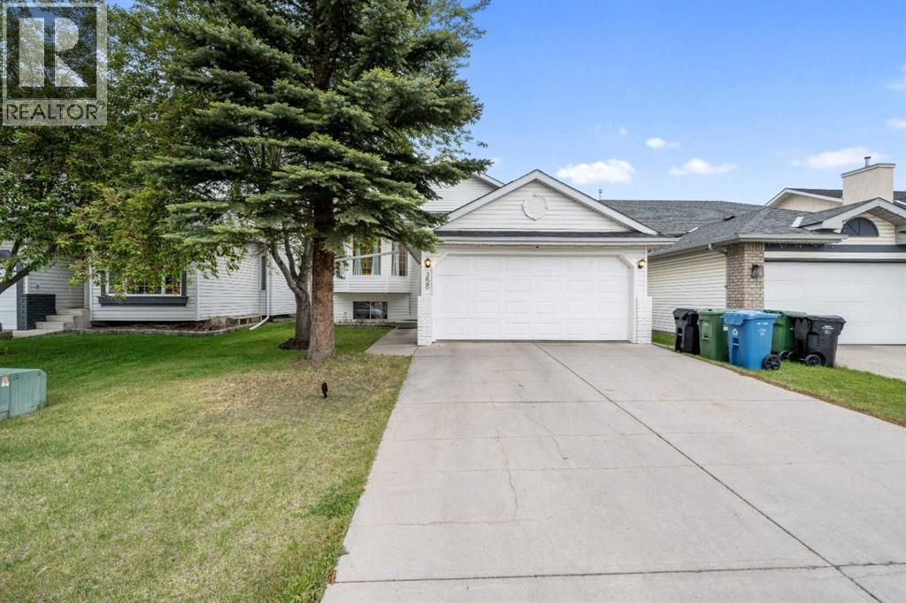 358 Hawkstone Drive Nw, Calgary