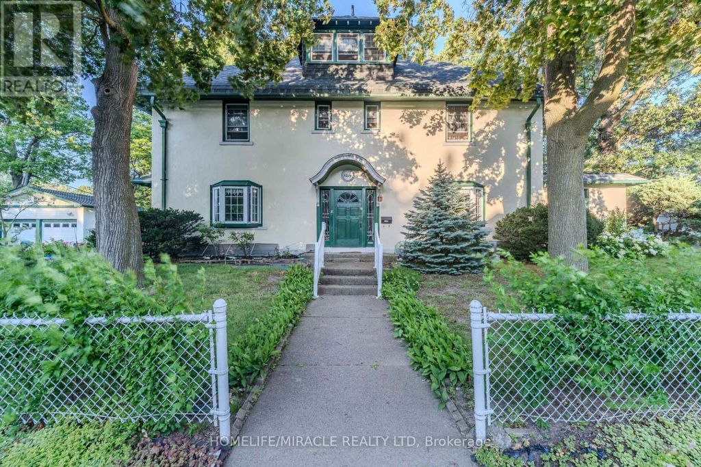 5214 Third Avenue, Niagara Falls (cherrywood)