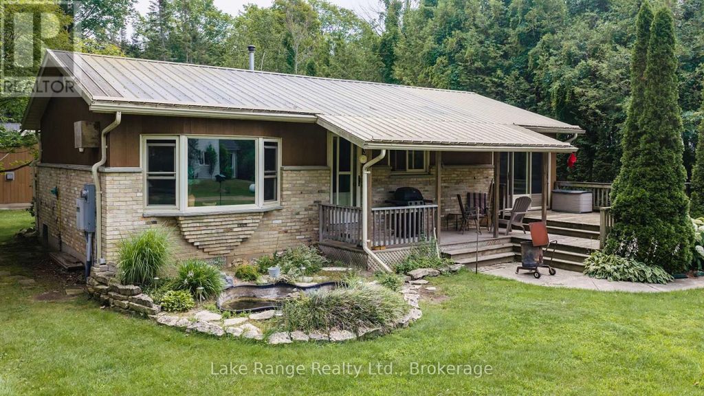 311 Maple Street, Huron-Kinloss