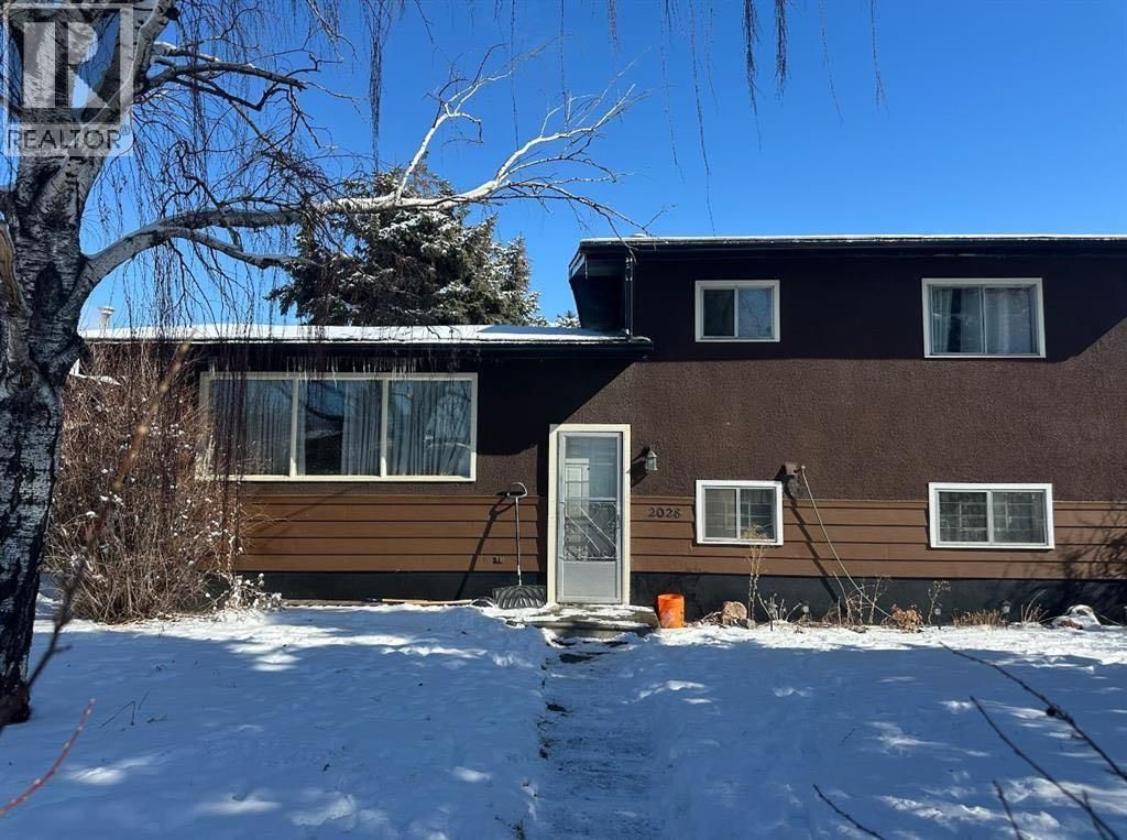 2028 43 Street Se, Calgary