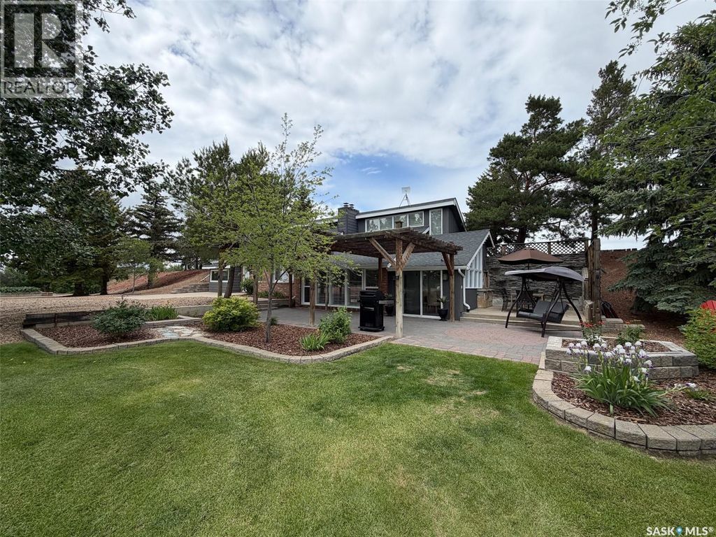 Miller Acreage, White Valley Rm No. 49
