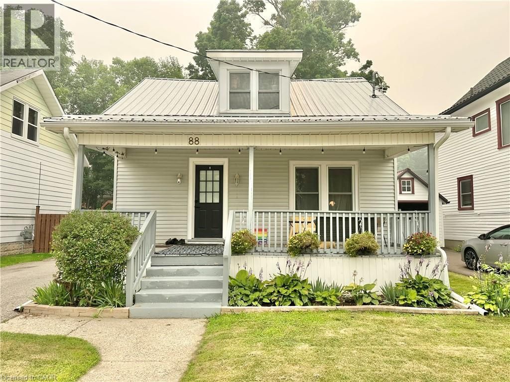 88 Brook Street, Simcoe