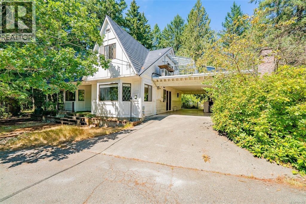 2792 Holden Corso Rd, Nanaimo