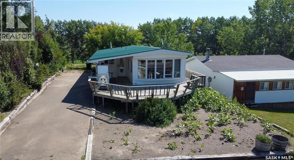 12 Highland Avenue, Jackfish Lake