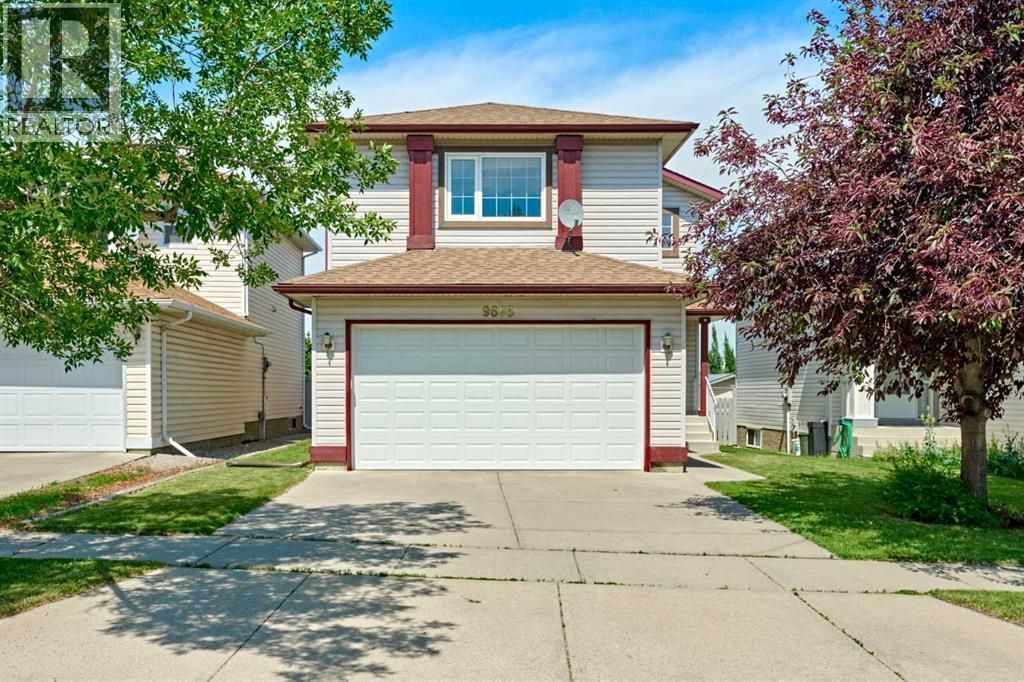 9683 Hidden Valley Drive Nw, Calgary