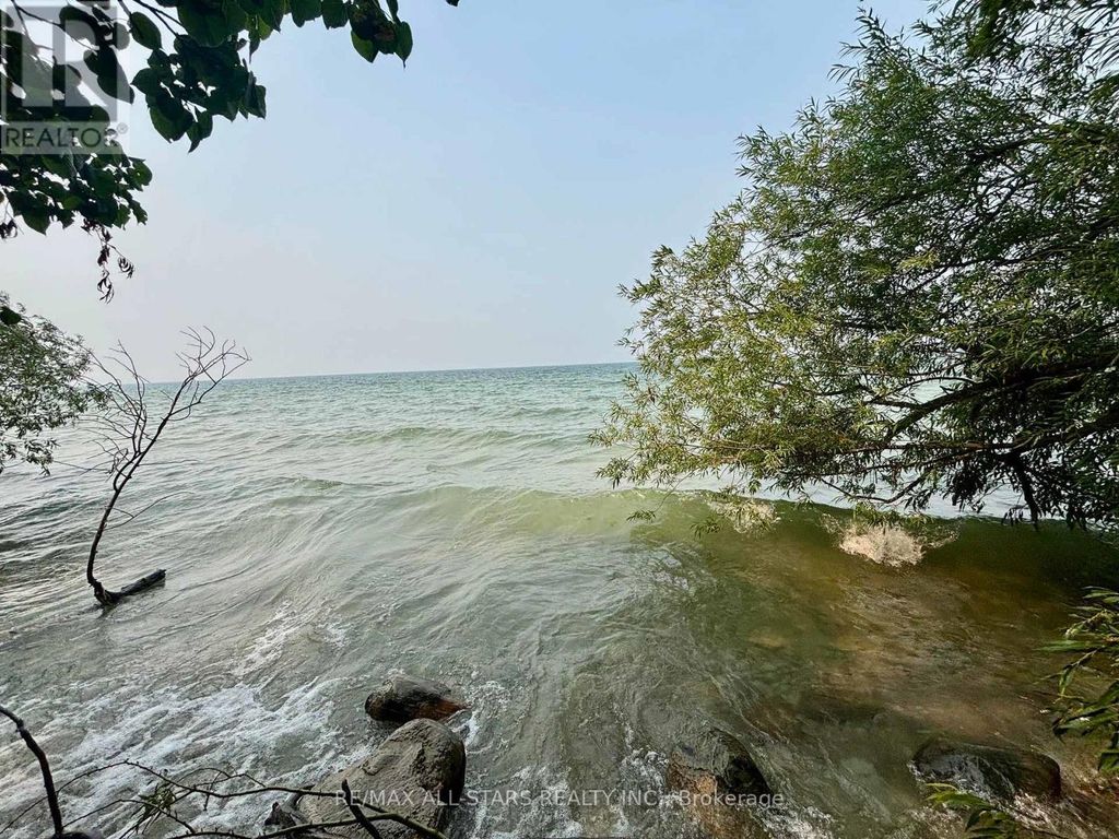 2356 Lakeshore Drive, Ramara (brechin)