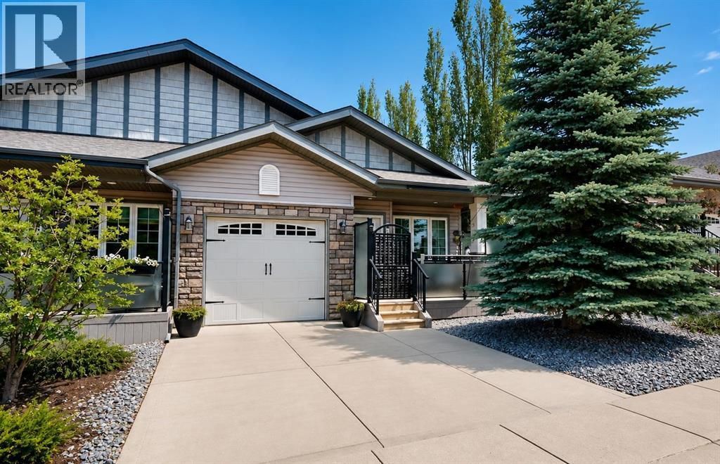 4, 7001 52 Street, Lacombe