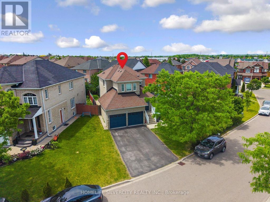 6 Aria Lane, Brampton (bramalea North Industrial)
