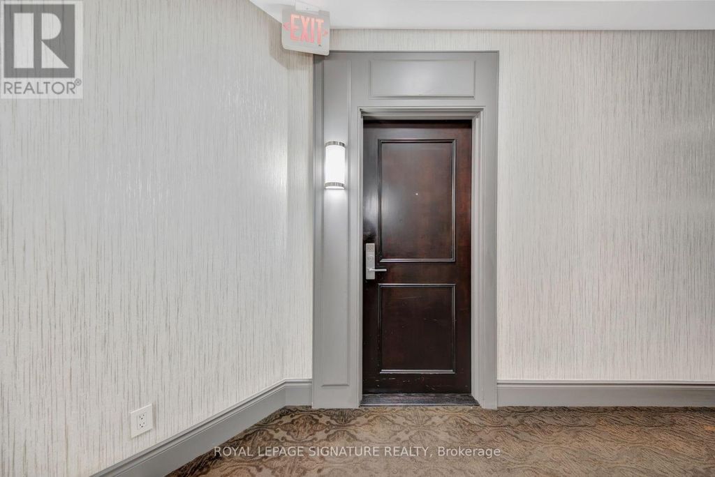 307 - 25 Earlington Avenue, Toronto (kingsway South)