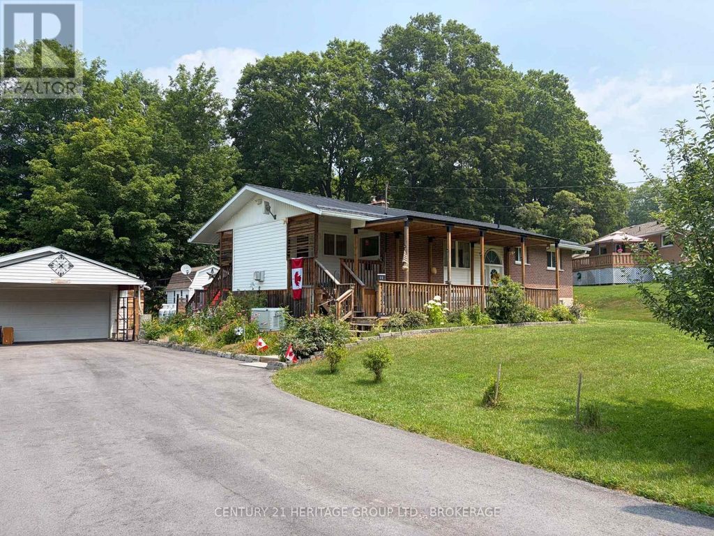 4309 Maple Drive, Frontenac (frontenac South)