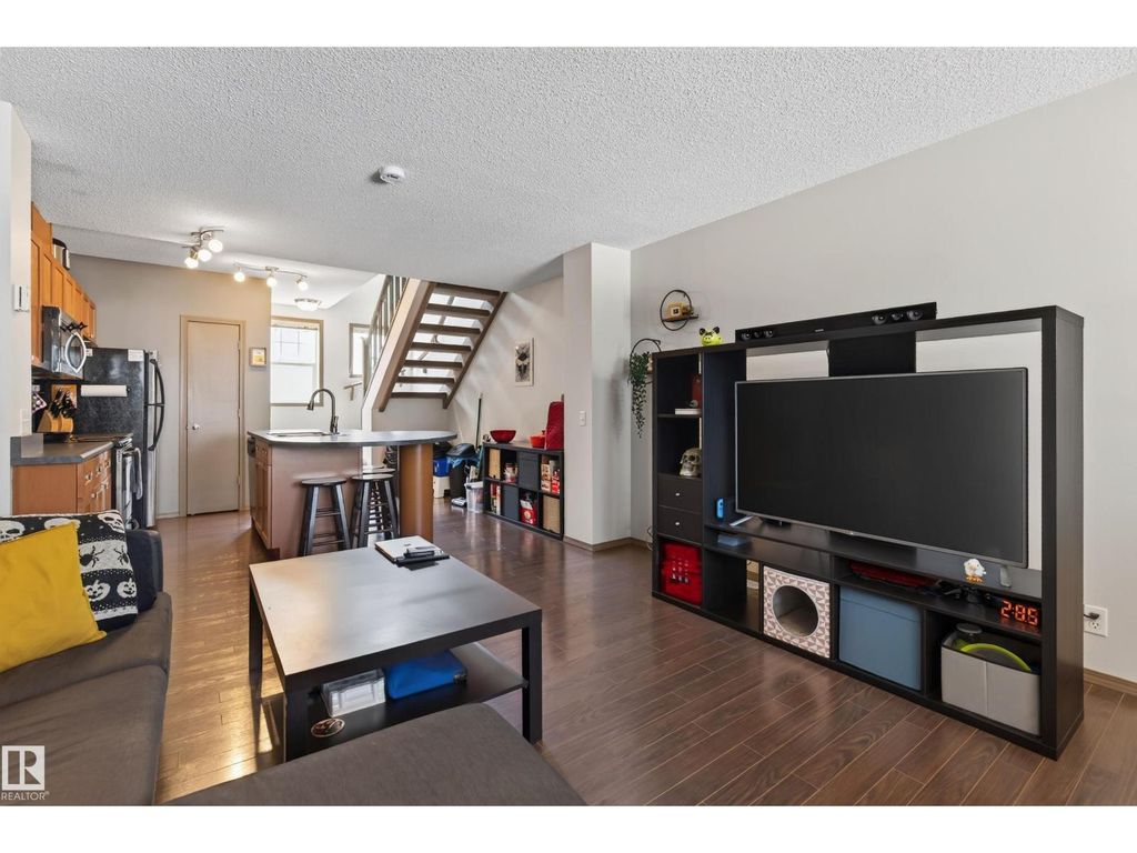 #2 5604 199 St Nw, Edmonton