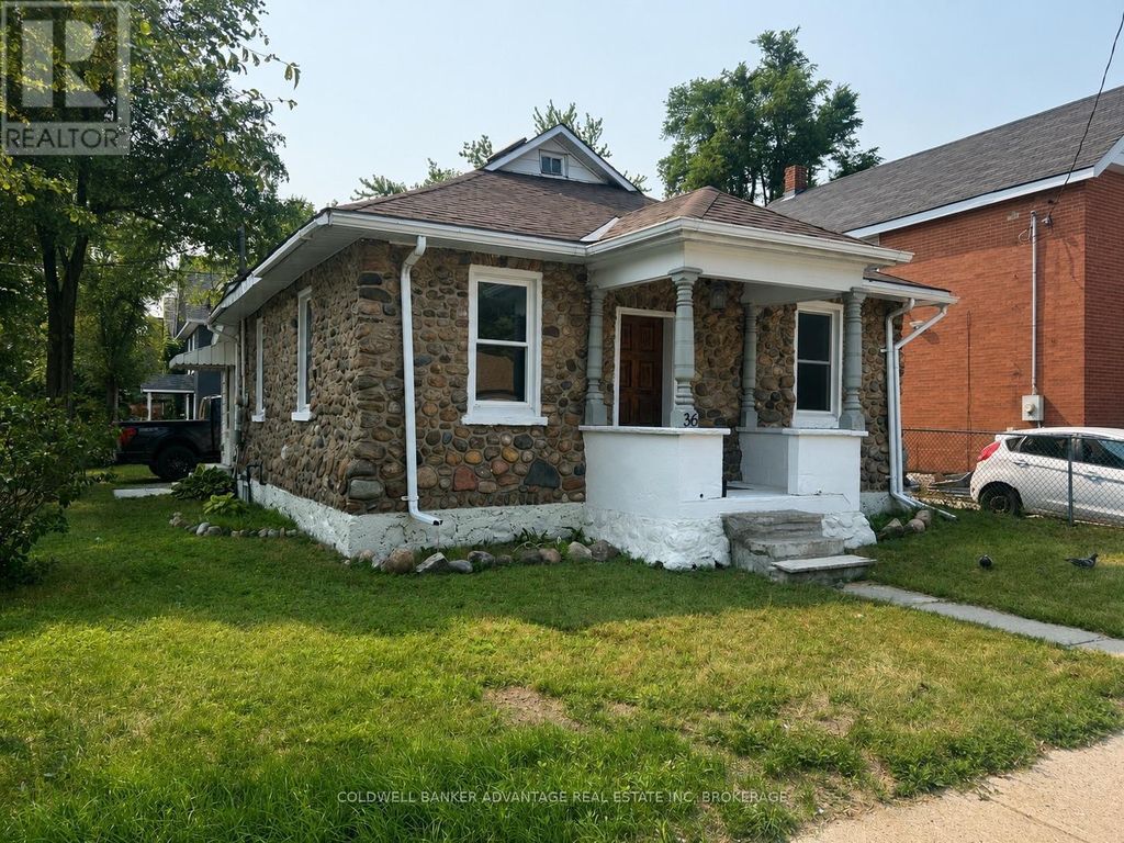 36 Sanford Street, Barrie (sanford)