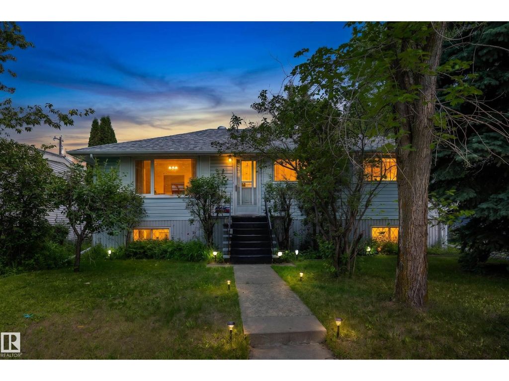 8502 76 Av Nw, Edmonton
