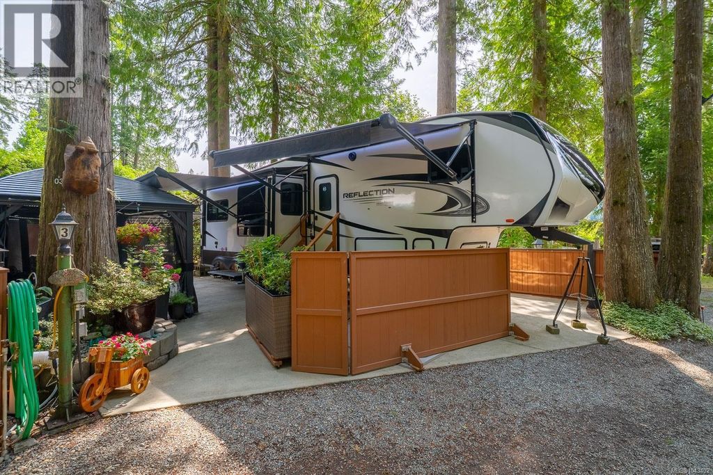 S3 10324 Lakeshore Rd, Port Alberni