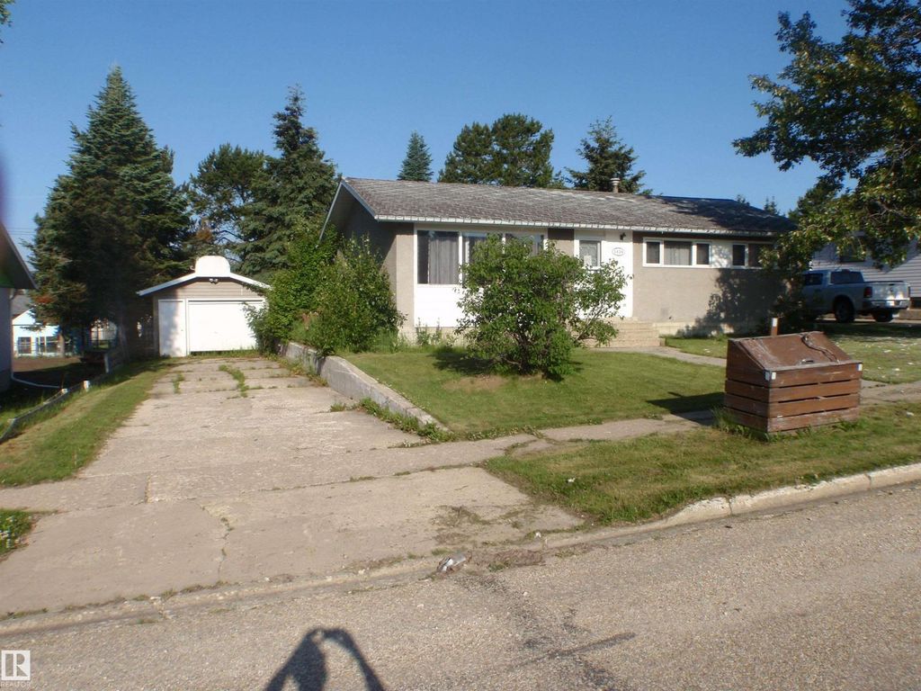 5424 Willock Cr, Swan Hills