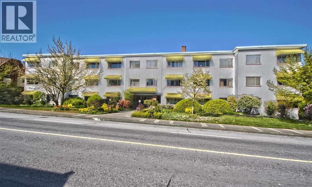 211 2469 Cornwall Avenue, Vancouver