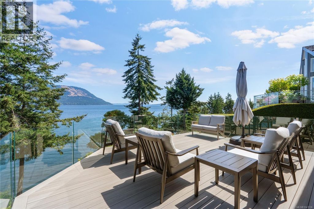 209 Marine Dr, Cobble Hill