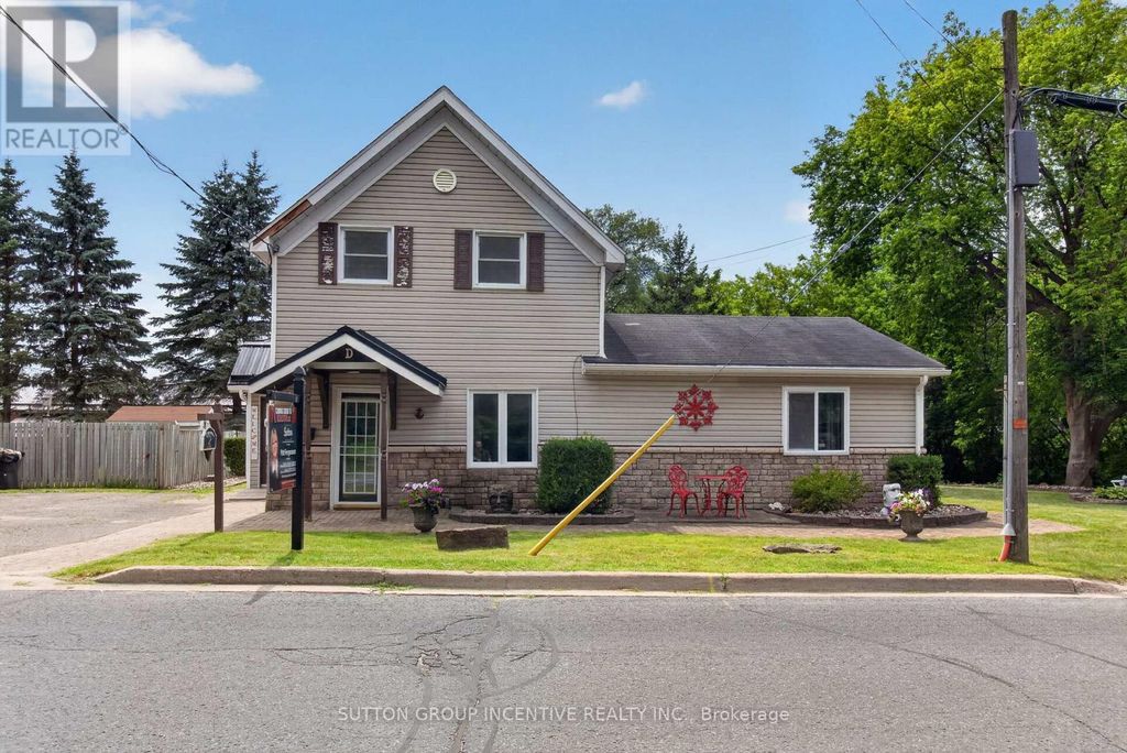190 Bartholomew Street, Brockville