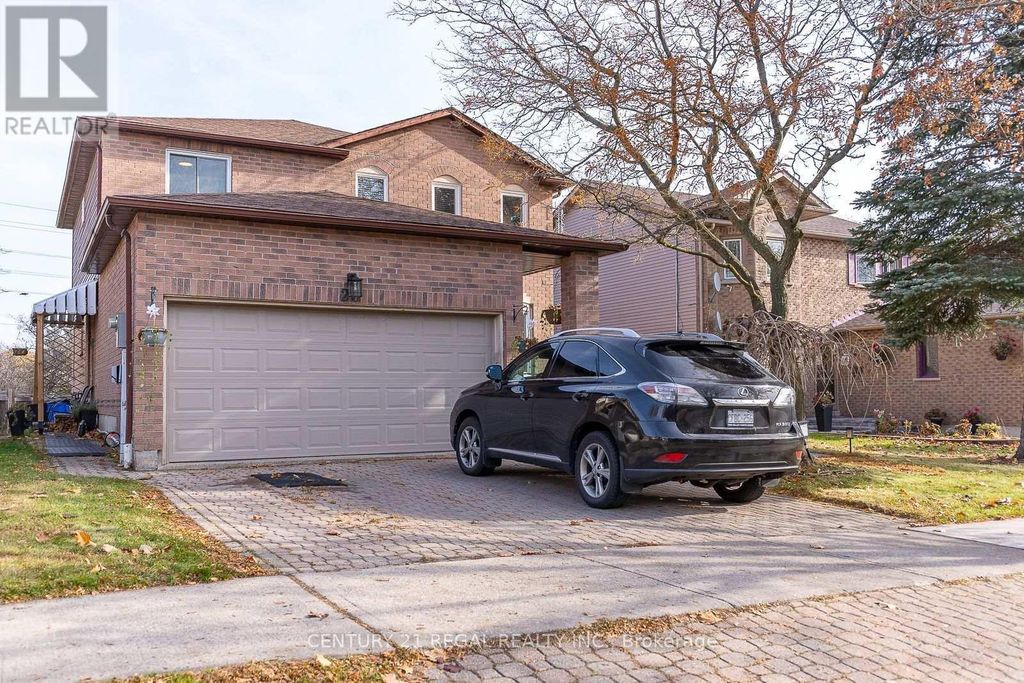 28 Upland Drive, Whitby (blue Grass Meadows)