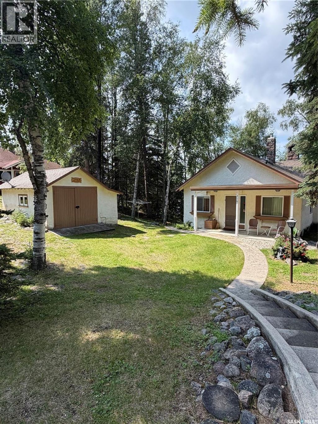316 Prospect Drive, Prince Albert National Park