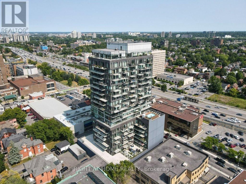 310 - 203 Catherine Street, Ottawa