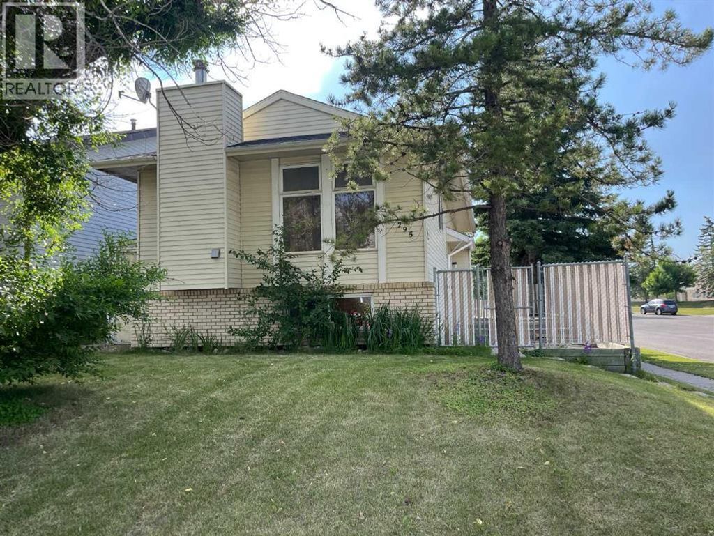 295 Edgepark Boulevard Nw, Calgary