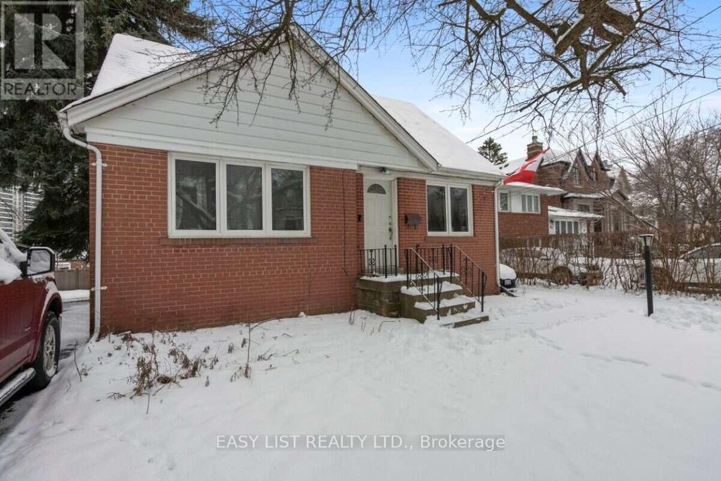 39 Churchill Avenue, Toronto (willowdale West)
