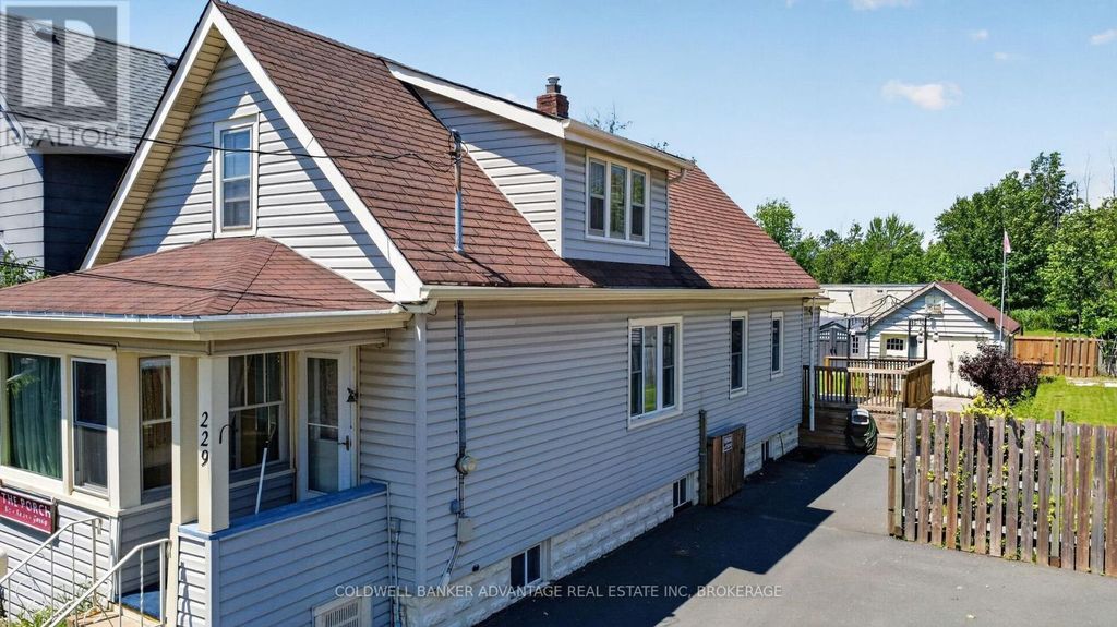 229 Broadway Avenue, Welland (broadway)