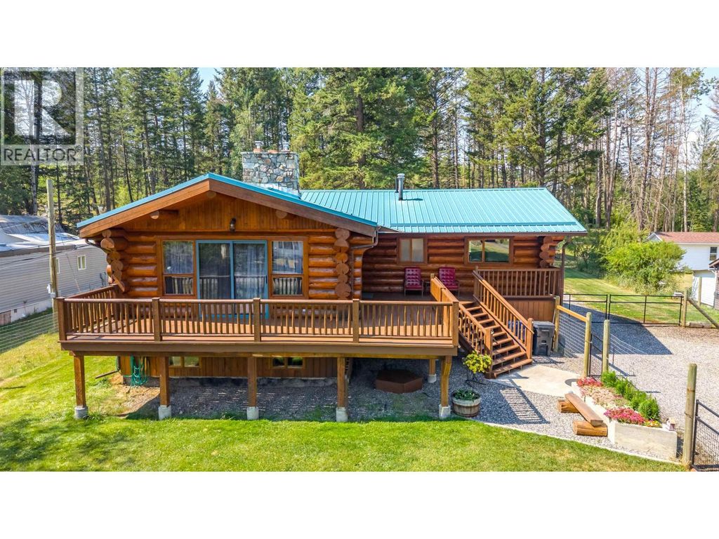 5406 Park Drive, 103 Mile House